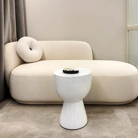 Apartment Phaedrus Living Luxury Residences Sunstone